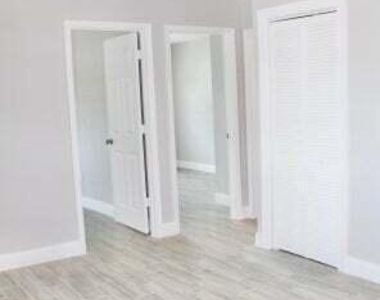305 Cypress Drive - Photo Thumbnail 18