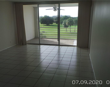 2651 S Course Drive - Photo Thumbnail 15