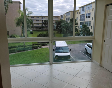 300 Ne 26th Avenue - Photo Thumbnail 5