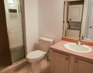 428 Lakeview Drive - Photo Thumbnail 9
