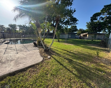 7816 Nw 70th Terrace - Photo Thumbnail 29