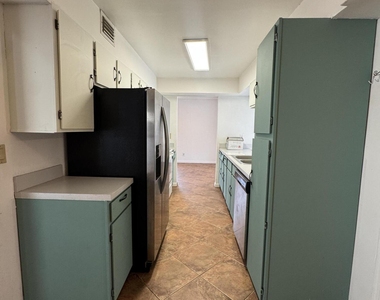 7816 Nw 70th Terrace - Photo Thumbnail 13