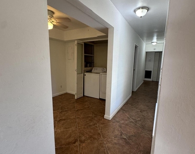 7816 Nw 70th Terrace - Photo Thumbnail 16
