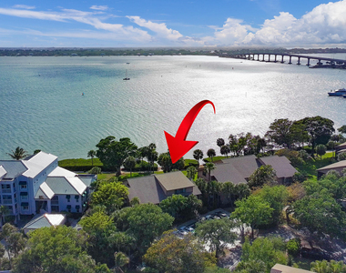 218 Ne Edgewater Drive - Photo Thumbnail 12