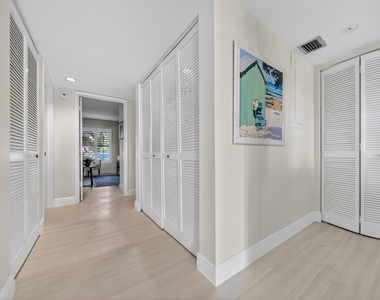 218 Ne Edgewater Drive - Photo Thumbnail 21