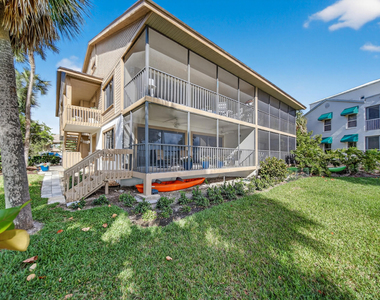 218 Ne Edgewater Drive - Photo Thumbnail 17