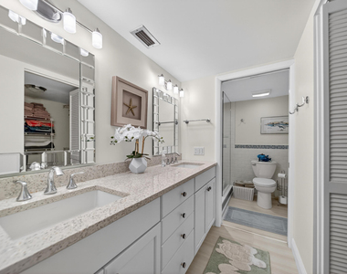 218 Ne Edgewater Drive - Photo Thumbnail 32