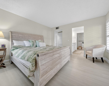 218 Ne Edgewater Drive - Photo Thumbnail 30