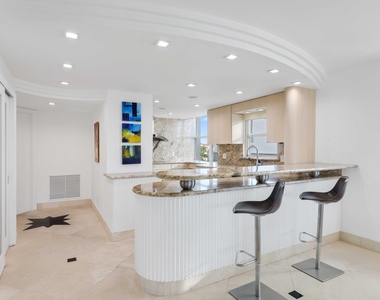 511 Bayshore Drive - Photo Thumbnail 18