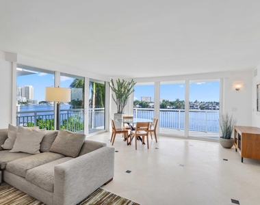 511 Bayshore Drive - Photo Thumbnail 6