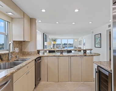 511 Bayshore Drive - Photo Thumbnail 23