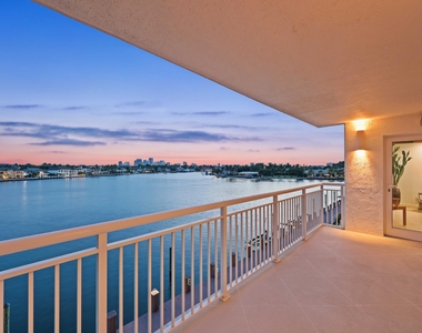 511 Bayshore Drive - Photo Thumbnail 1