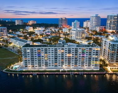511 Bayshore Drive - Photo Thumbnail 2