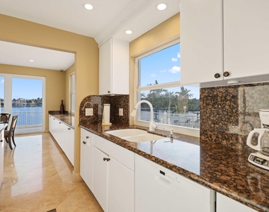 511 Bayshore Drive - Photo Thumbnail 38