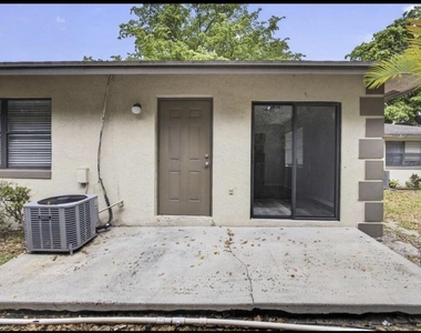 4726 Summit Boulevard - Photo Thumbnail 12