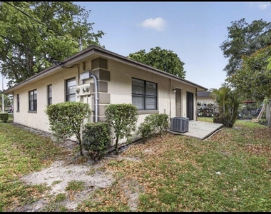 4726 Summit Boulevard - Photo Thumbnail 11