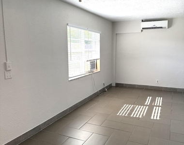 605 N Federal Highway - Photo Thumbnail 6