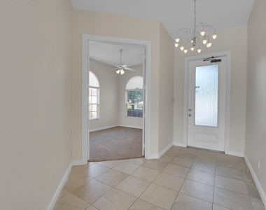 11427 Sw Rockingham Drive - Photo Thumbnail 3