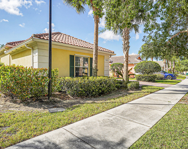 11427 Sw Rockingham Drive - Photo Thumbnail 1