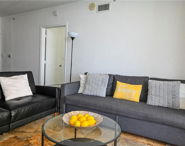 1750 N Bayshore Drive - Photo Thumbnail 9