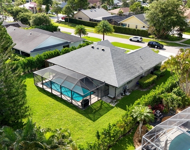 13471 Barberry Drive - Photo Thumbnail 25