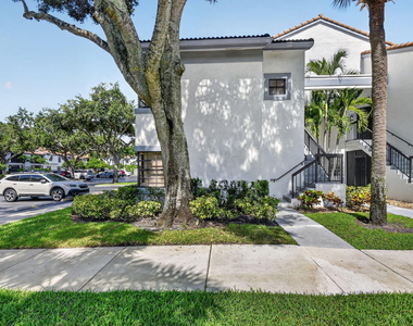 5451 Verona Drive - Photo Thumbnail 54