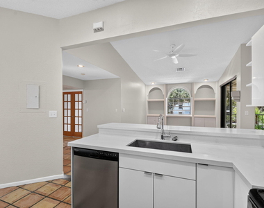5451 Verona Drive - Photo Thumbnail 46