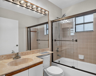 5451 Verona Drive - Photo Thumbnail 19