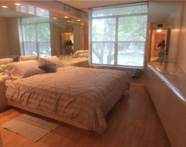 3660 Inverrary Drive - Photo Thumbnail 4