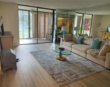 3730 Inverrary Drive - Photo Thumbnail 5