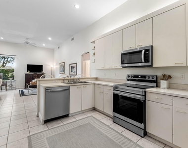 4378 Danielson Drive - Photo Thumbnail 16