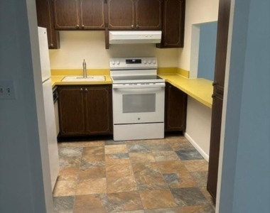 342 Southwind Drive - Photo Thumbnail 6