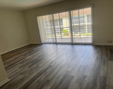 342 Southwind Drive - Photo Thumbnail 4
