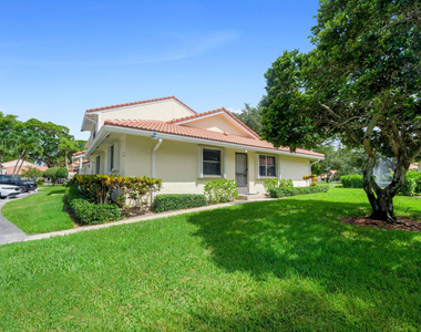 6371 Boca Circle - Photo Thumbnail 3