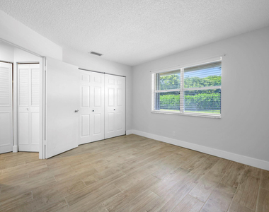 6371 Boca Circle - Photo Thumbnail 19