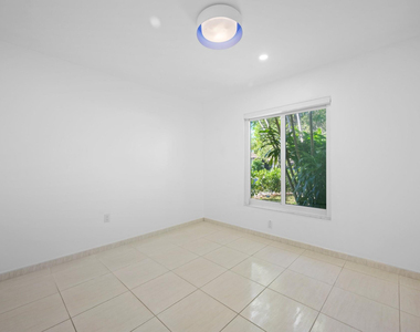 9515 Sw 118th Court - Photo Thumbnail 12