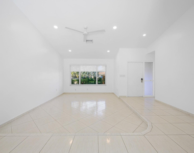 9515 Sw 118th Court - Photo Thumbnail 6
