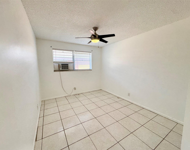 147 W 17th Street - Photo Thumbnail 11