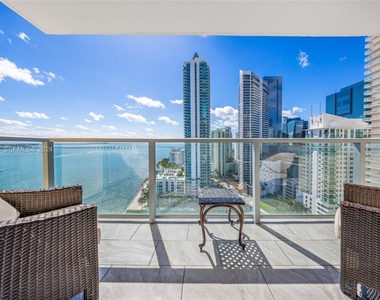 1155 Brickell Bay Drive - Photo Thumbnail 40