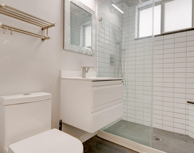 7528 Buccaneer Avenue - Photo Thumbnail 13