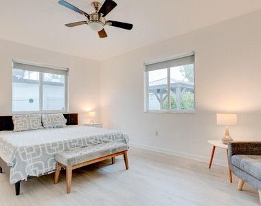 7528 Buccaneer Avenue - Photo Thumbnail 15