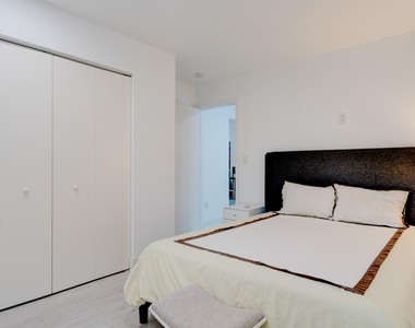 7528 Buccaneer Avenue - Photo Thumbnail 26