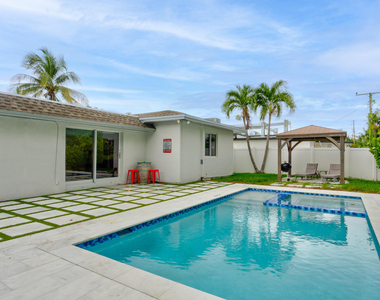7528 Buccaneer Avenue - Photo Thumbnail 30