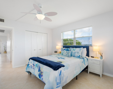 4060 Cornwall C - Photo Thumbnail 12