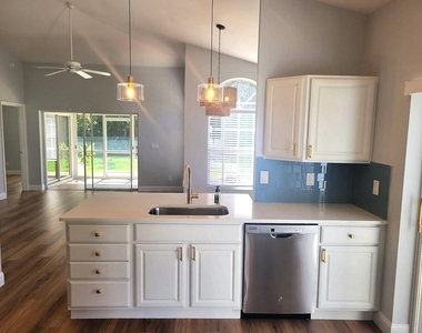 20907 Country Barn Drive - Photo Thumbnail 7