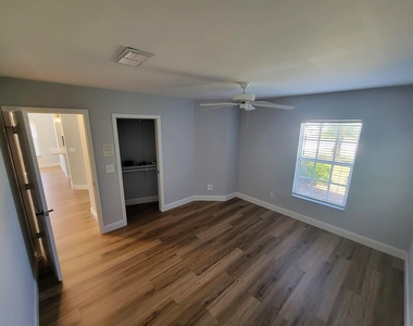 20907 Country Barn Drive - Photo Thumbnail 22