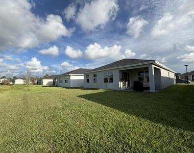 9044 Dahlia Circle - Photo Thumbnail 17