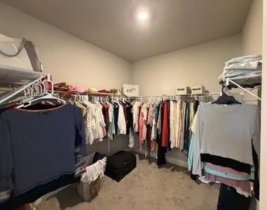 9044 Dahlia Circle - Photo Thumbnail 9