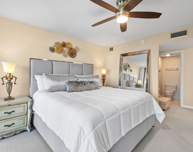 501 S Seas Drive - Photo Thumbnail 24