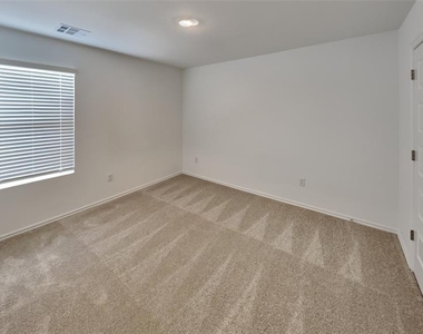 4013 Becky Lane - Photo Thumbnail 16